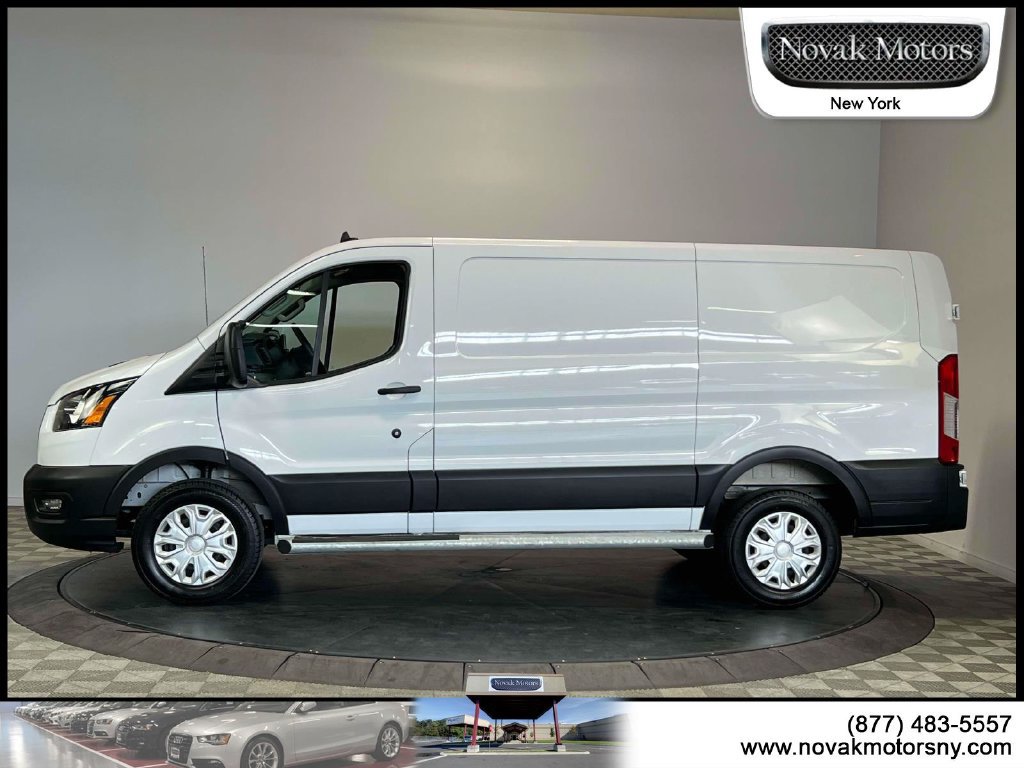 Used 2025 Ford Transit 250 Low Roof w/ Exterior Upgrade Package RWD image 5