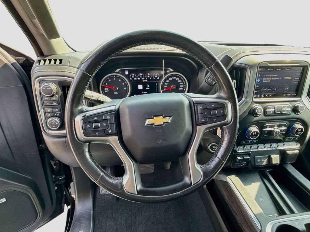 Used 2020 Chevrolet Silverado 1500 LTZ w/ LTZ Plus Package AWD/4WD image 11