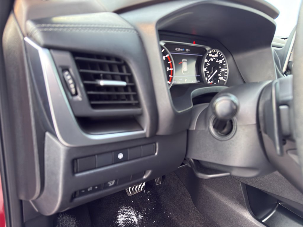 Certified 2023 Nissan Rogue SV image 21