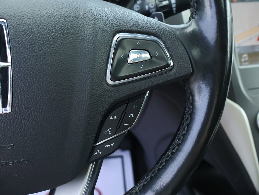 Used 2017 Lincoln MKC Reserve FWD image 34
