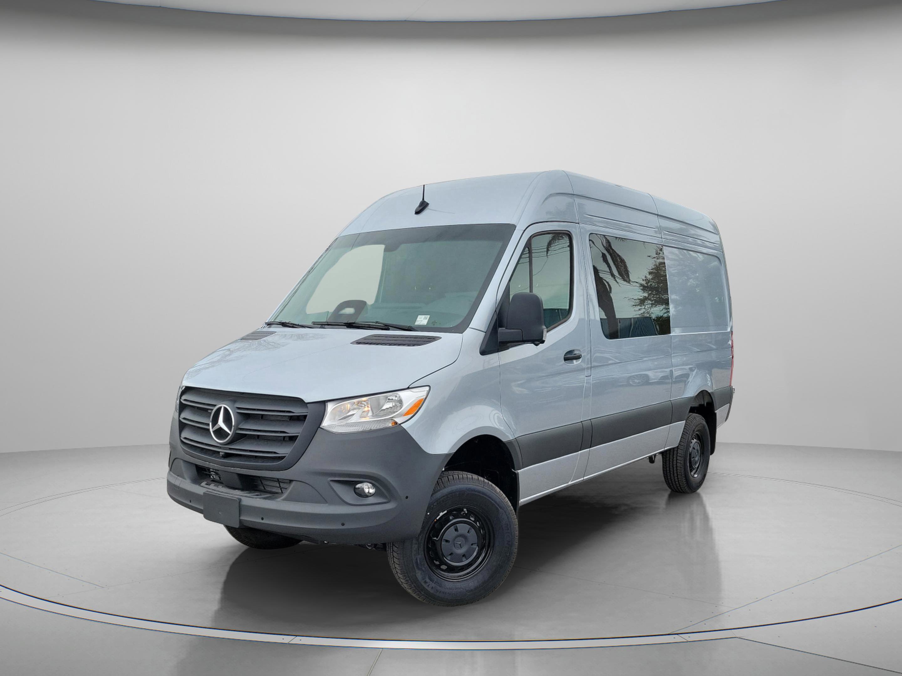New 2026 Mercedes-Benz Sprinter 2500 image 2
