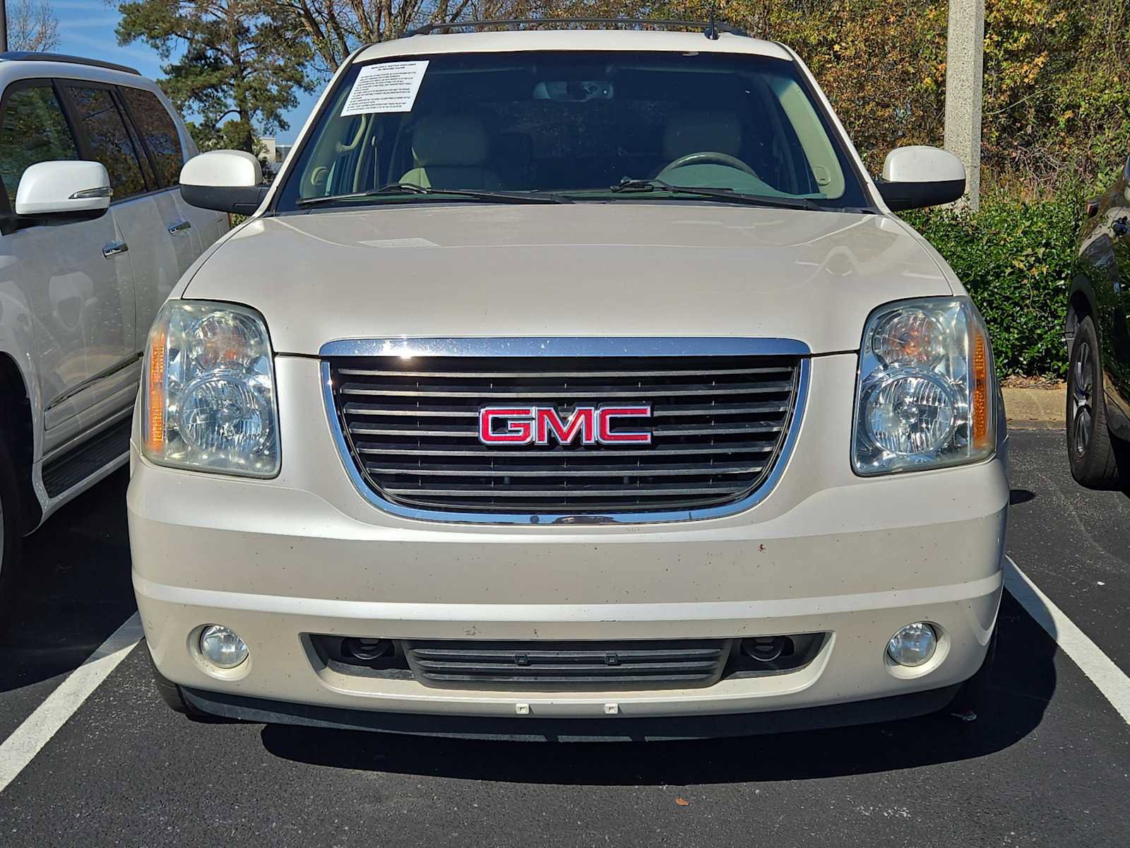 Used 2013 GMC Yukon SLT image 2