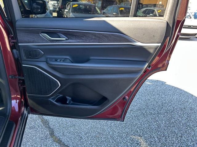 Used 2021 Jeep Grand Cherokee L Limited w/ Trailer Tow Group (B) image 27