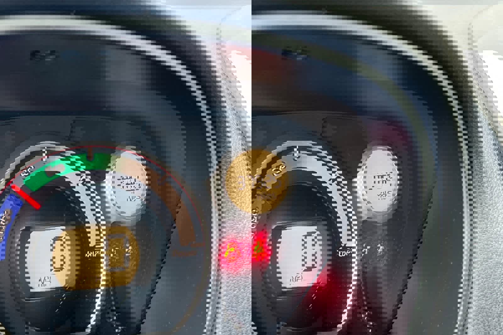 Used 2016 Mitsubishi i ES image 21