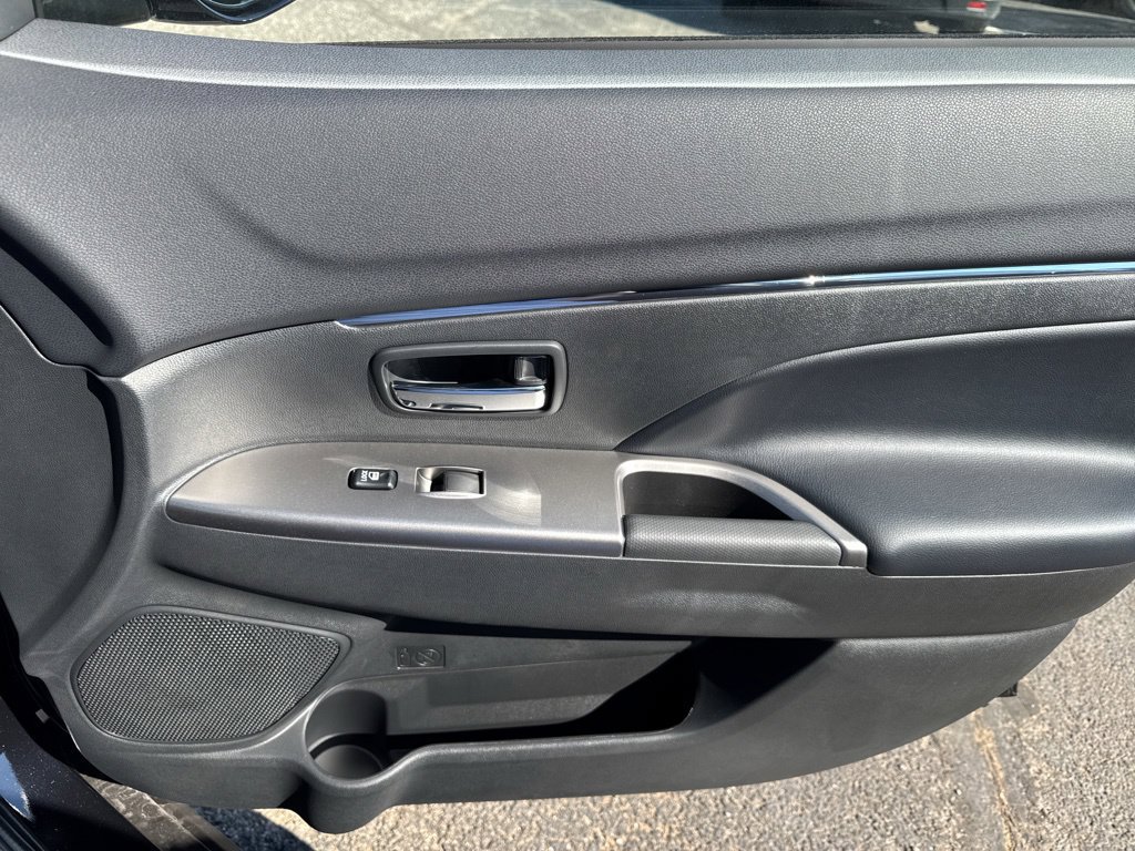 New 2027 Mitsubishi Outlander Sport SE FWD image 33