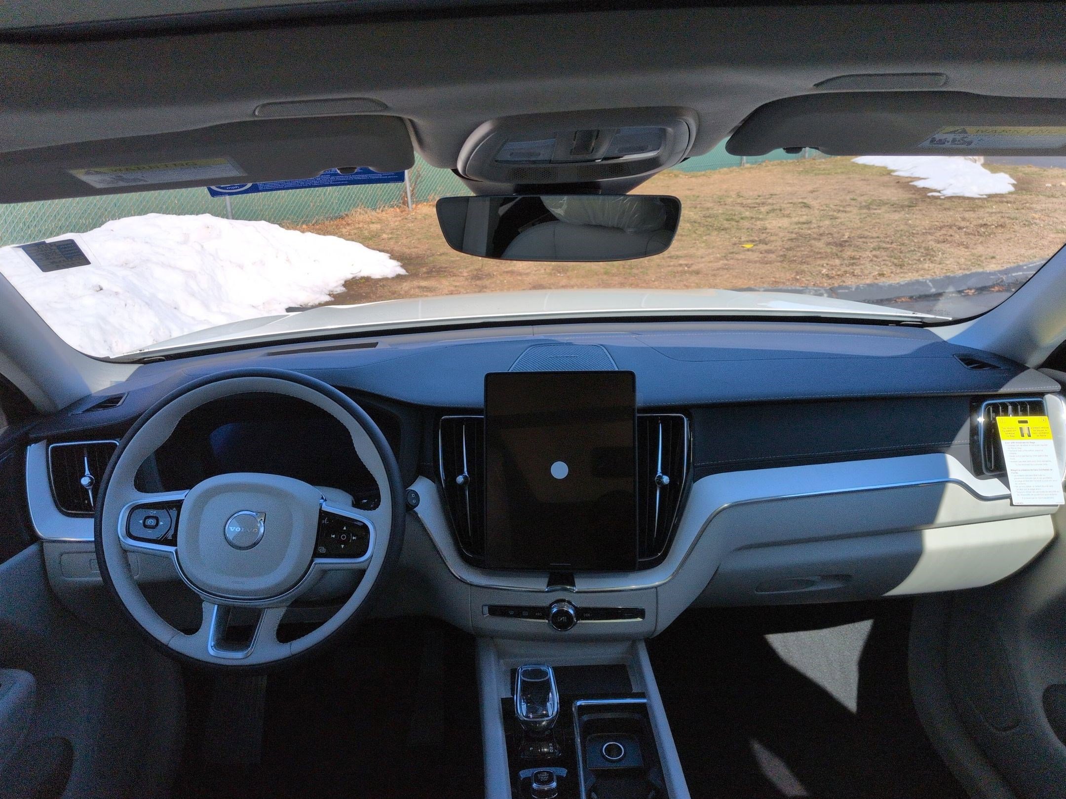 New 2026 Volvo XC60 B5 Ultra w/ Protection Package Premier image 18