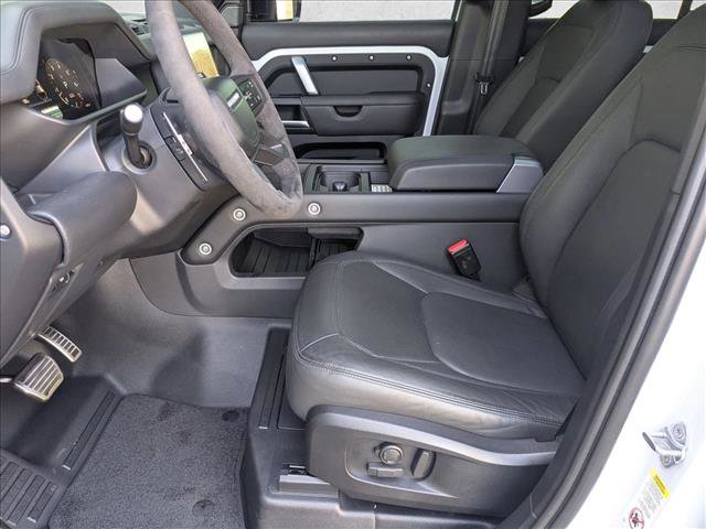 Certified 2023 Land Rover Defender 110 V8 image 17