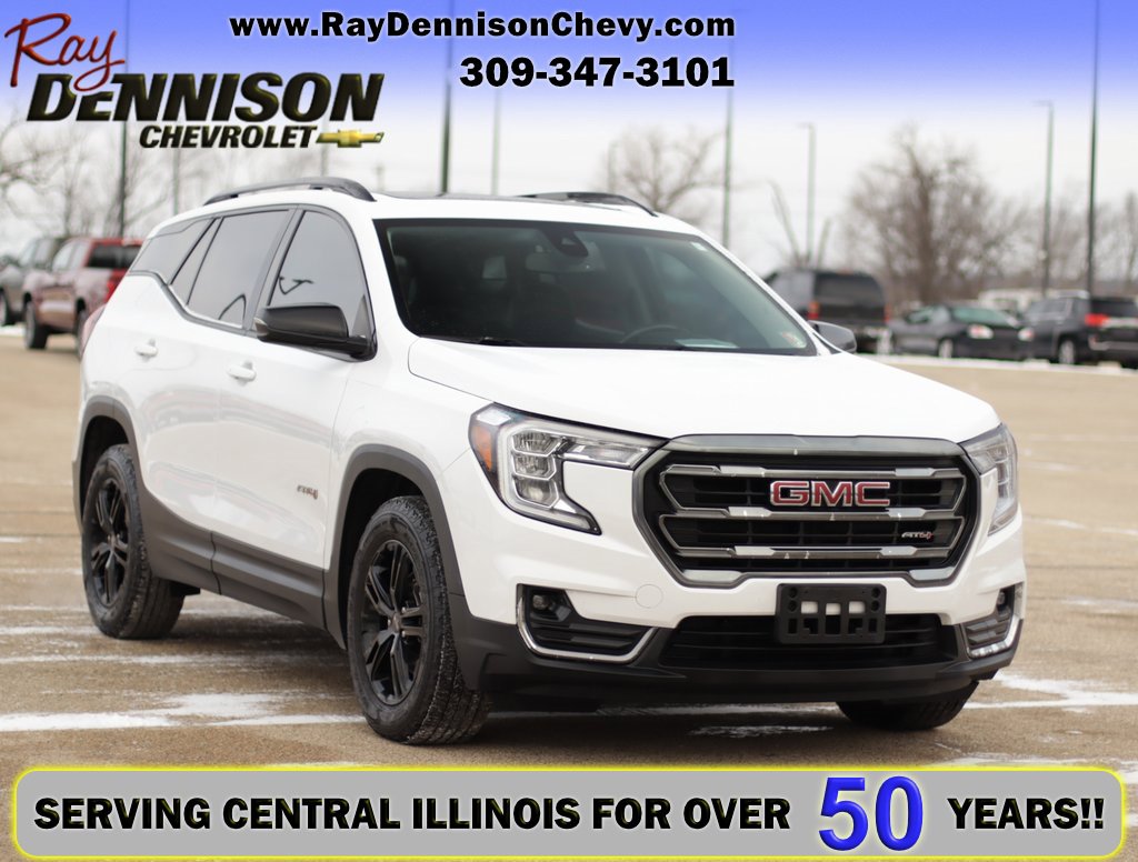 Used 2022 GMC Terrain AT4 image 1