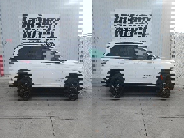 New 2025 Jeep Grand Cherokee Limited image 13