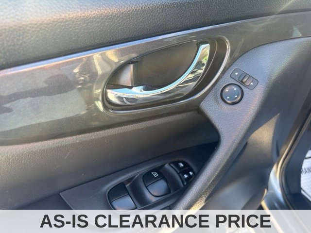 Used 2020 Nissan Rogue SV FWD image 24