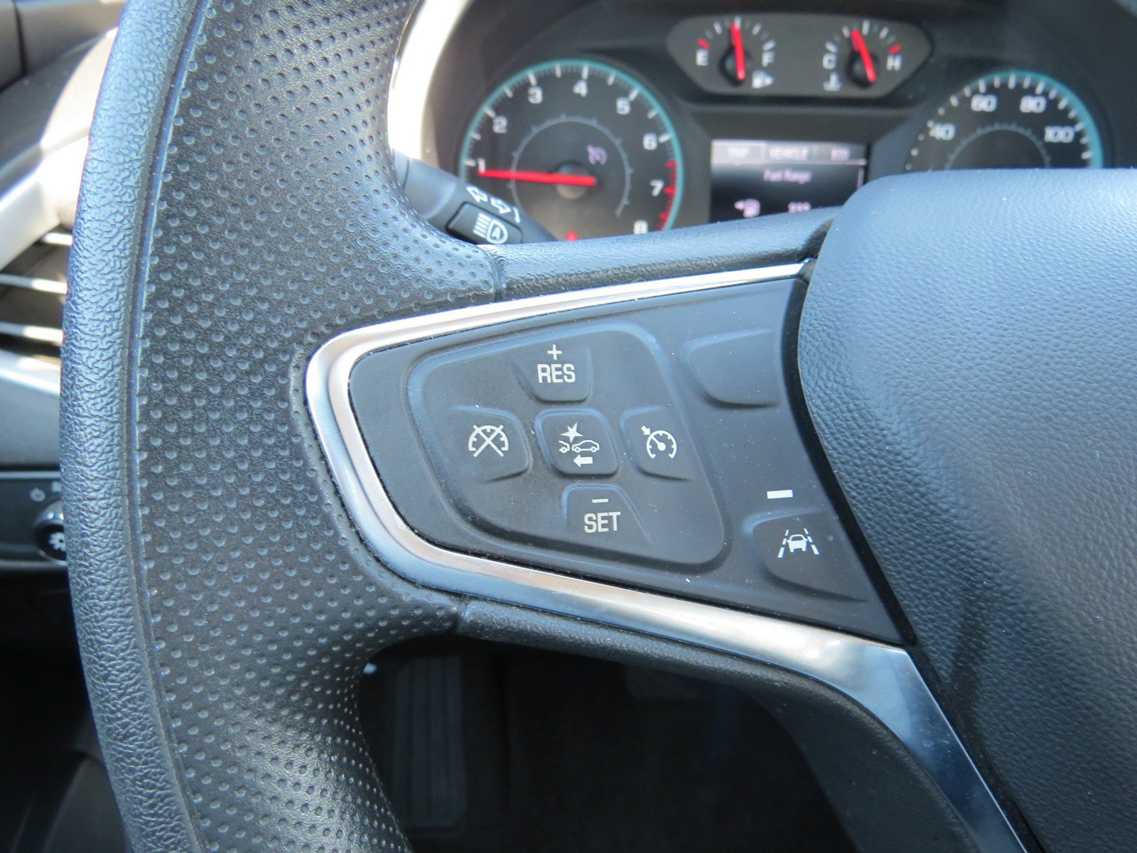 Used 2025 Chevrolet Malibu LT FWD image 17