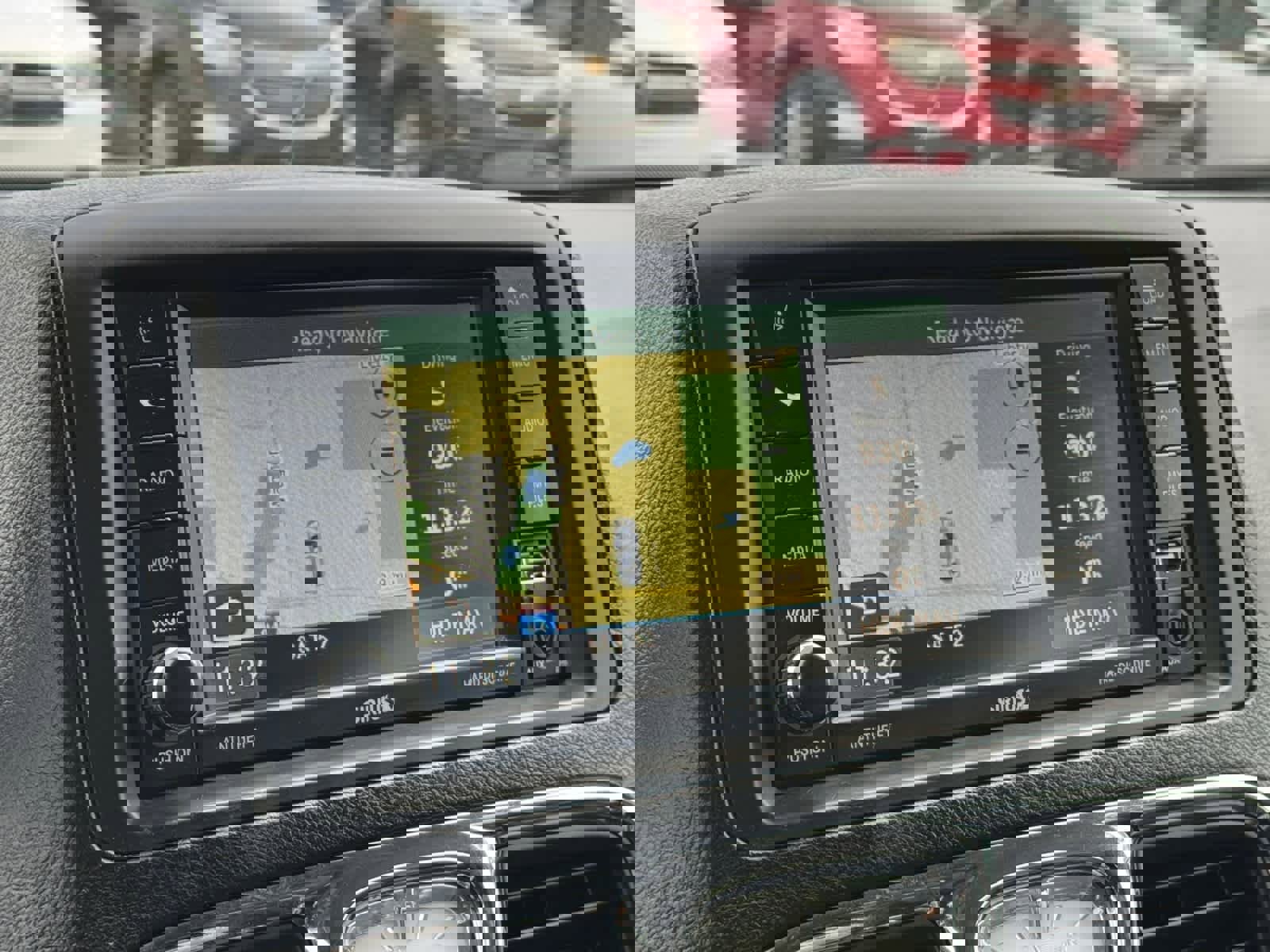 Used 2015 Chrysler Town & Country Touring-L image 29