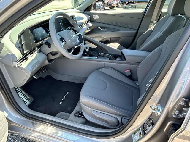 Used 2026 Hyundai Elantra Sport FWD image 12