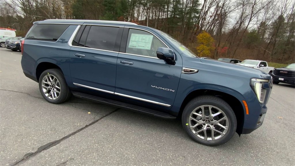 New 2026 GMC Yukon XL Elevation image 4