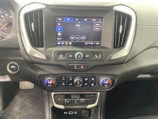Used 2024 GMC Terrain SLE w/ Driver Convenience Package FWD image 13