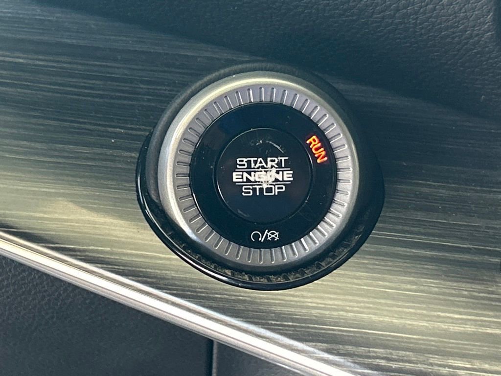 Used 2024 Jeep Wagoneer L Series II w/ Flexible Seating Group image 42