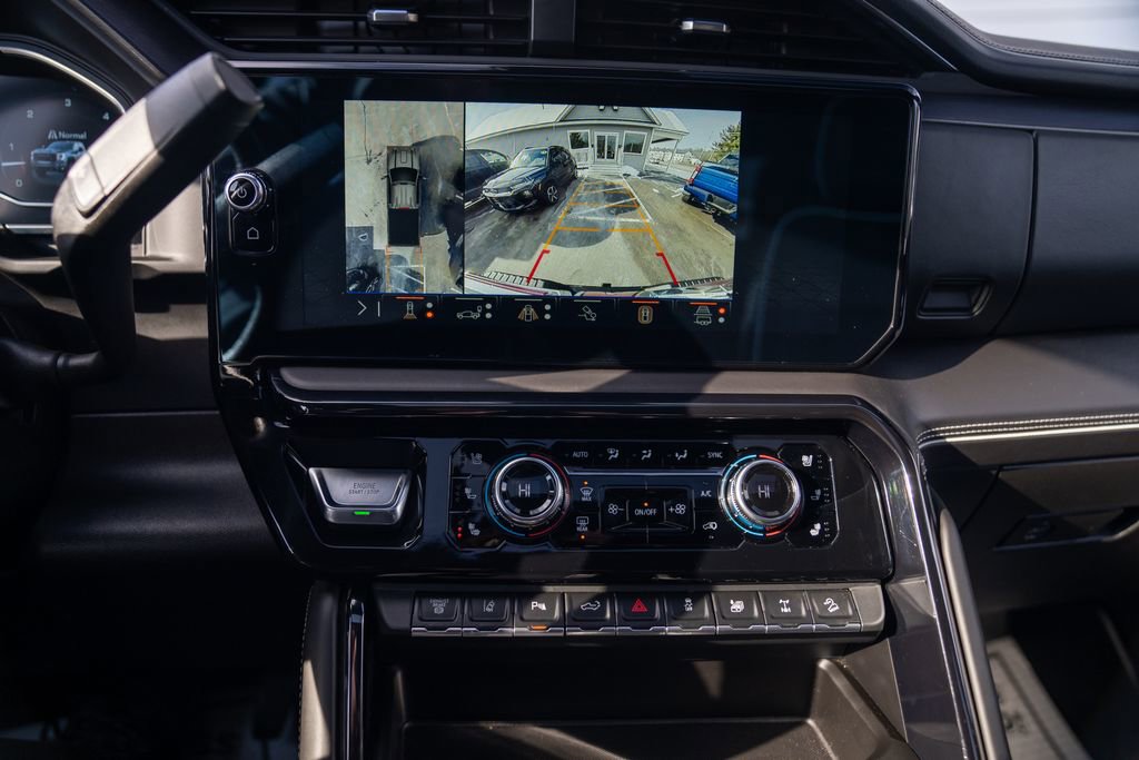 Used 2024 GMC Sierra 2500 AT4X image 25