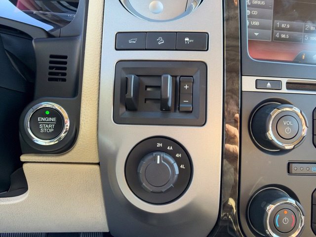 Used 2015 Ford Expedition EL Limited w/ Equipment Group 301A AWD/4WD image 18