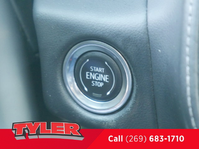 Used 2021 Chevrolet Tahoe Z71 w/ Z71 Signature Package AWD/4WD image 32