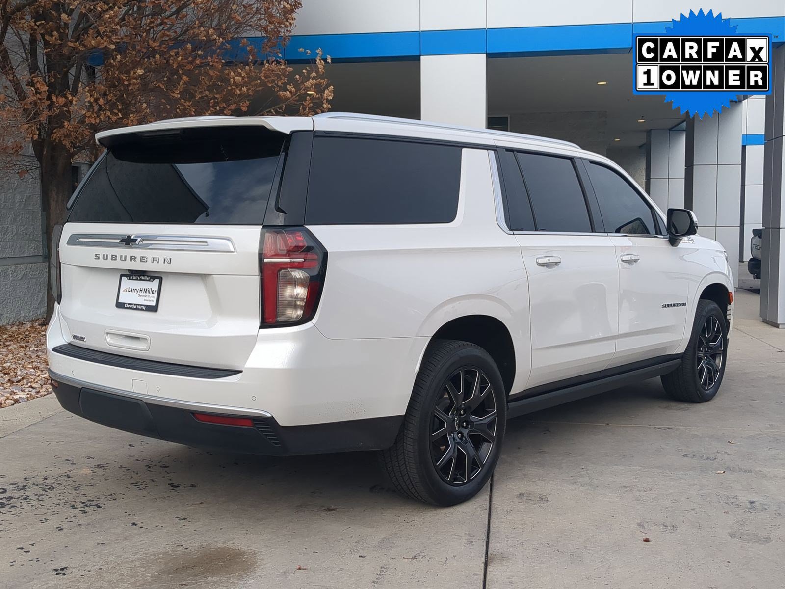 Used 2023 Chevrolet Suburban High Country image 6