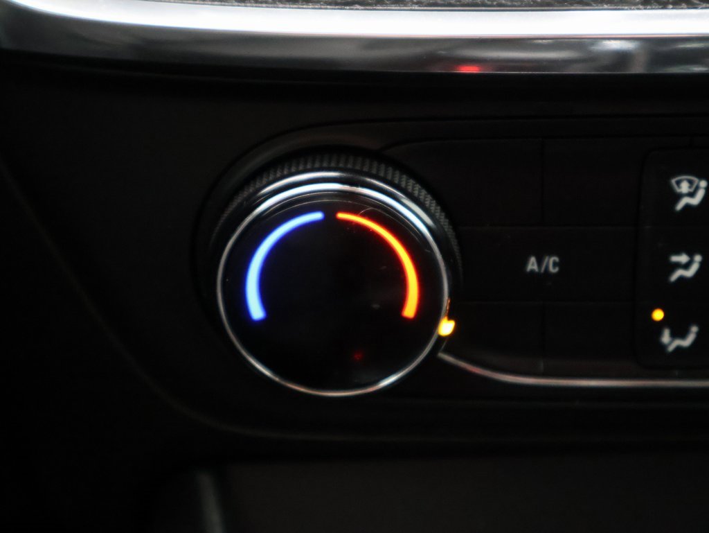 Used 2025 Buick Encore GX Preferred image 25