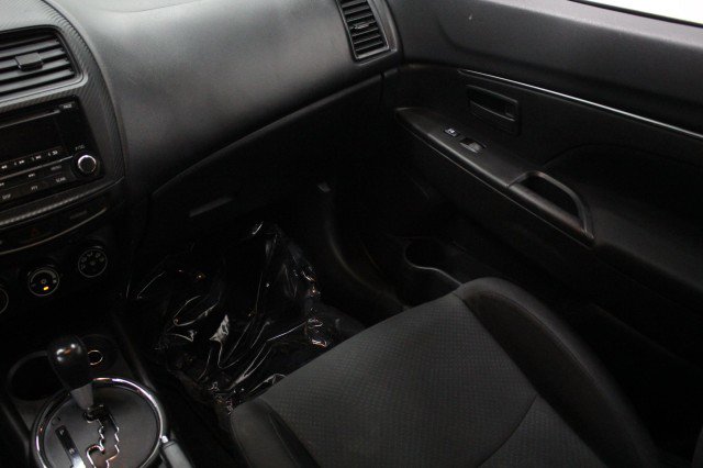 Used 2015 Mitsubishi Outlander Sport ES image 26