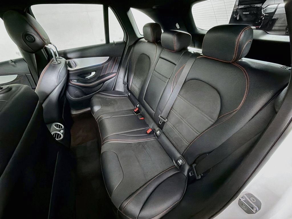 Used 2019 Mercedes-Benz GLC 43 AMG 4MATIC image 25