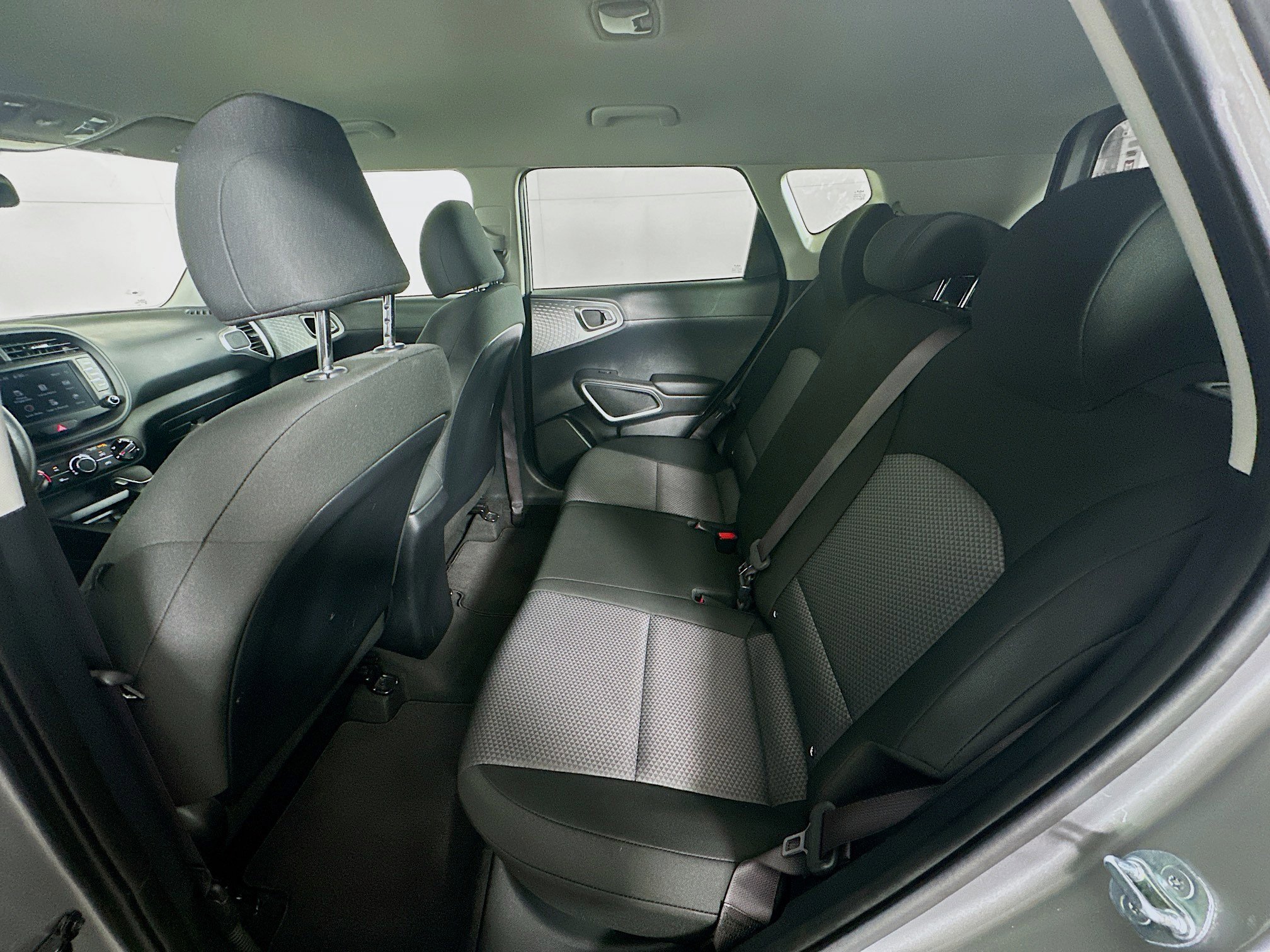 Used 2024 Kia Soul LX w/ Option Group 015 image 27