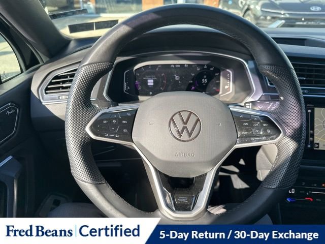 Used 2022 Volkswagen Tiguan SEL R-Line image 19