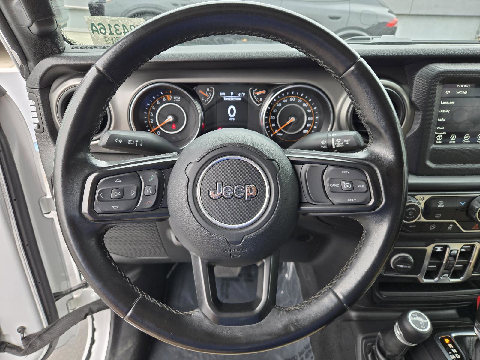 Certified 2022 Jeep Gladiator Sport AWD/4WD image 15