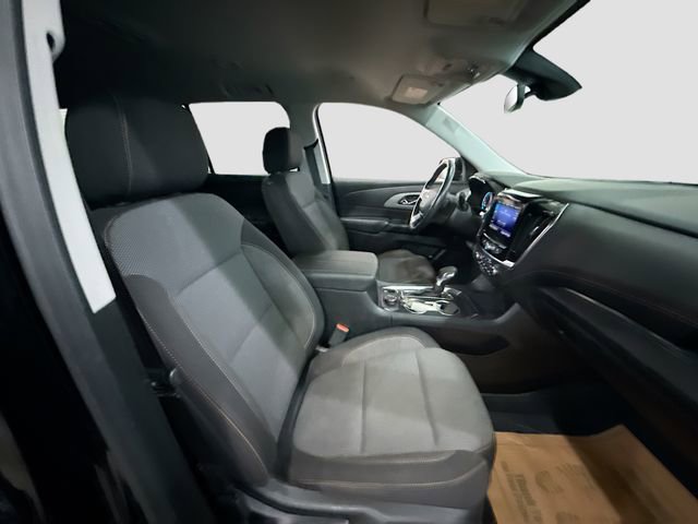 Used 2021 Chevrolet Traverse LT image 29