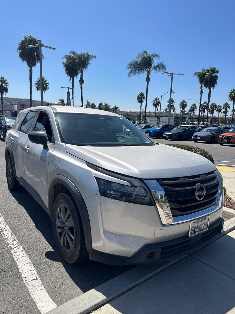 Certified 2023 Nissan Pathfinder S