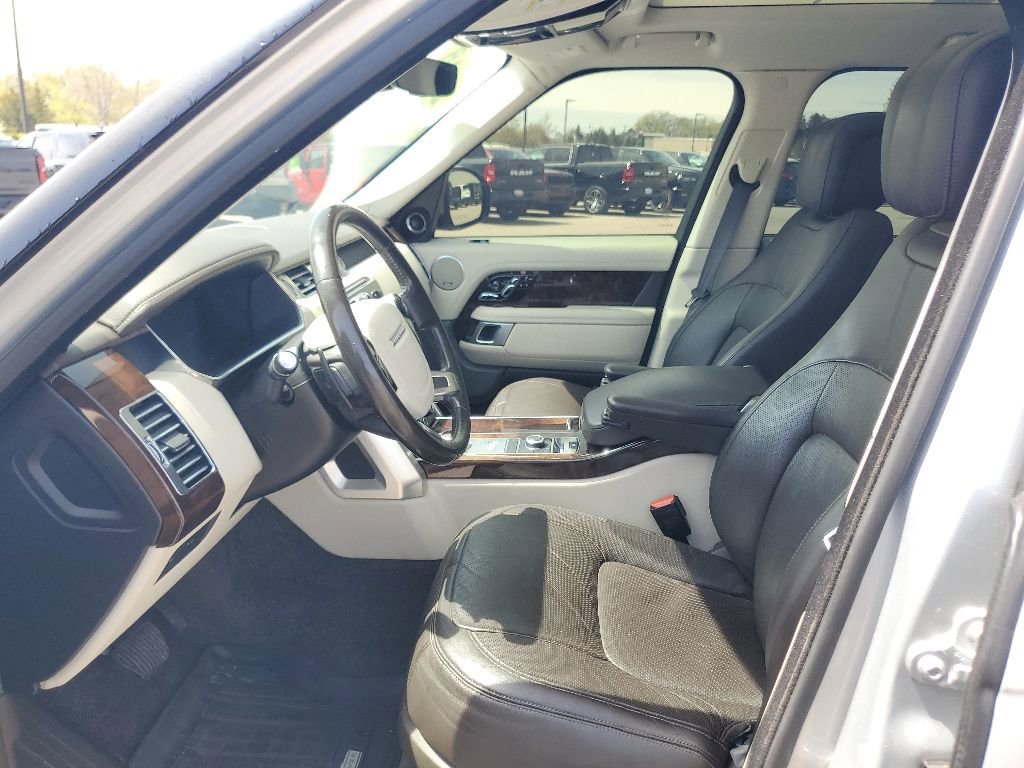 Used 2018 Land Rover Range Rover Supercharged AWD/4WD image 5