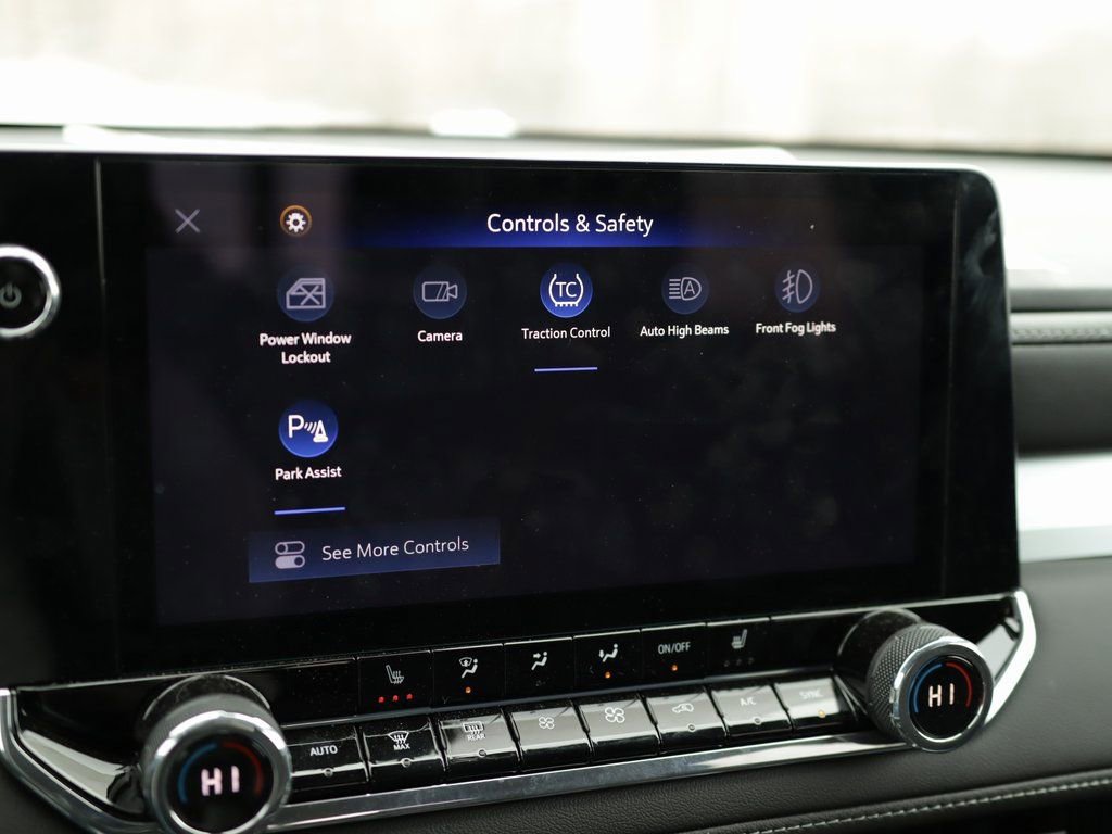 Used 2024 Chevrolet Colorado LT w/ LT Convenience Package II image 15