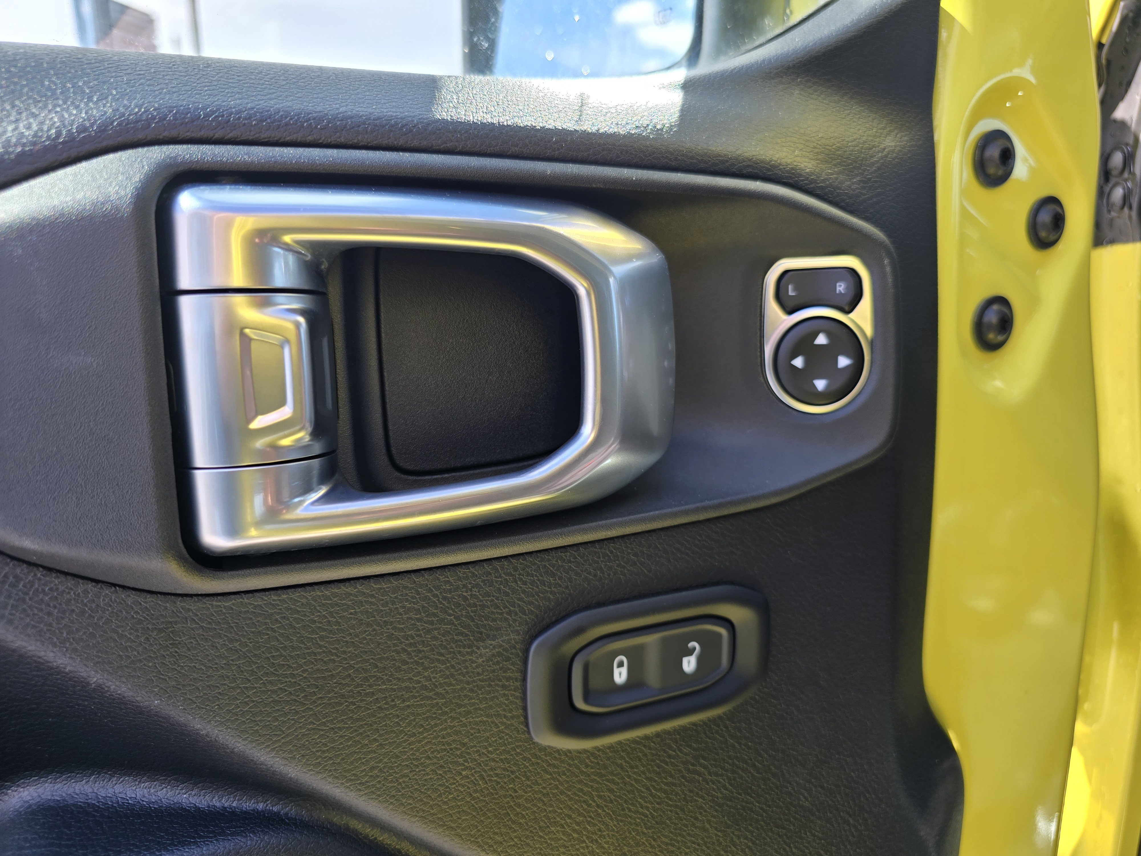 Used 2022 Jeep Wrangler Unlimited Sport image 18