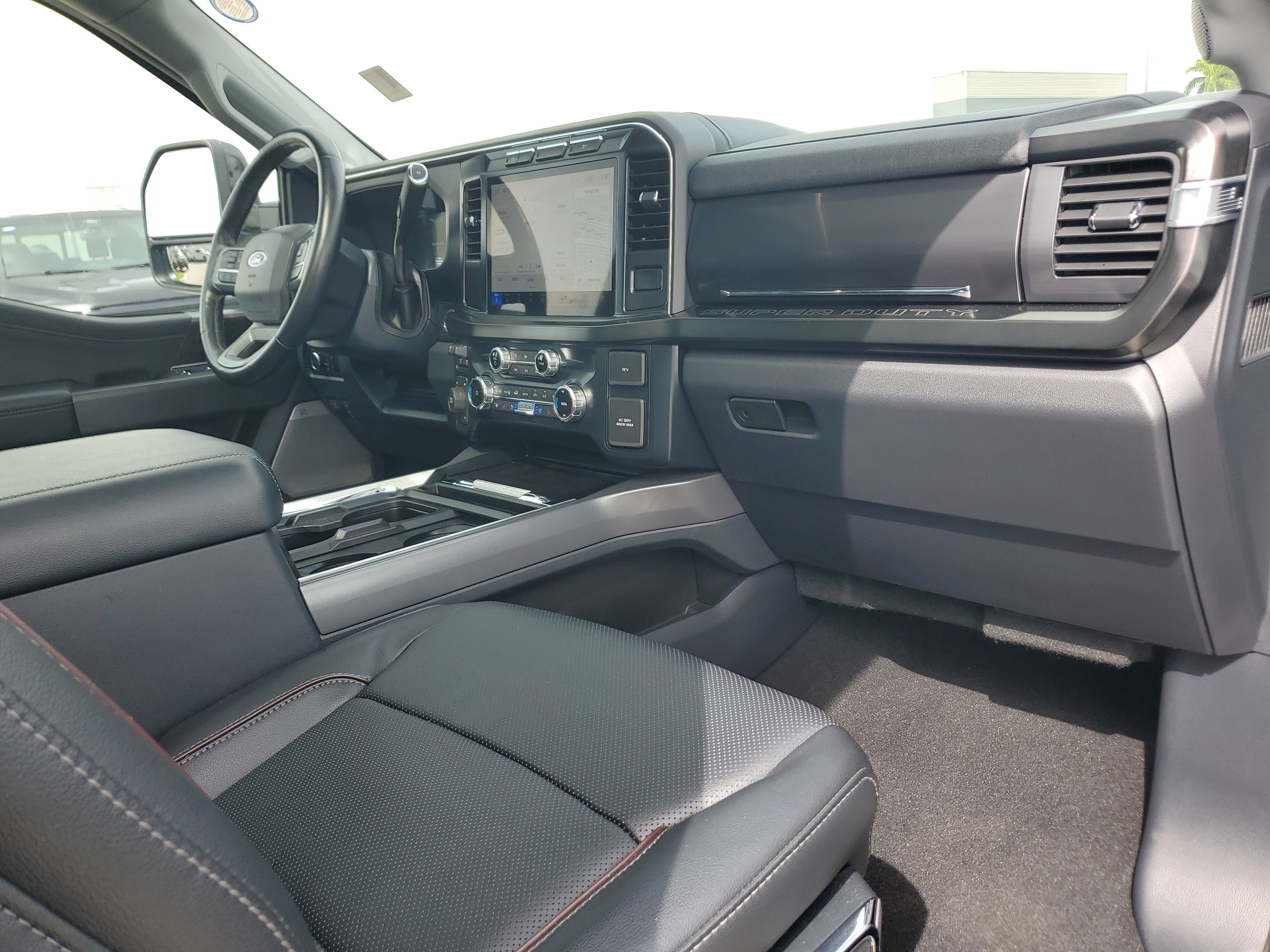 Used 2023 Ford F250 Lariat image 18
