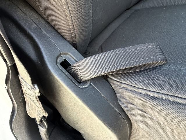 Used 2020 Jeep Wrangler Unlimited Sahara image 28