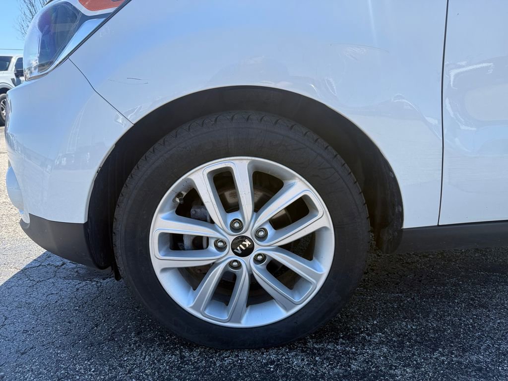 Used 2019 Kia Soul + FWD image 24
