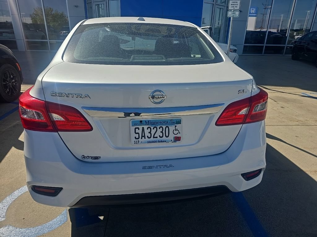 Used 2019 Nissan Sentra SL w/ Exterior Package FWD image 3