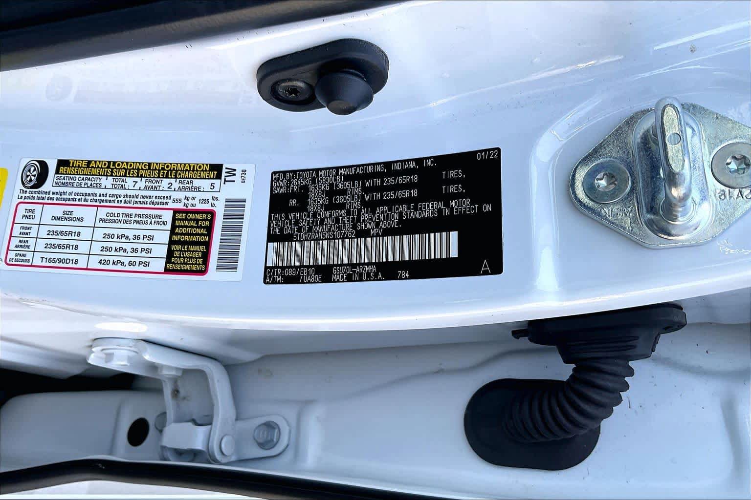 Used 2022 Toyota Highlander XLE FWD image 34