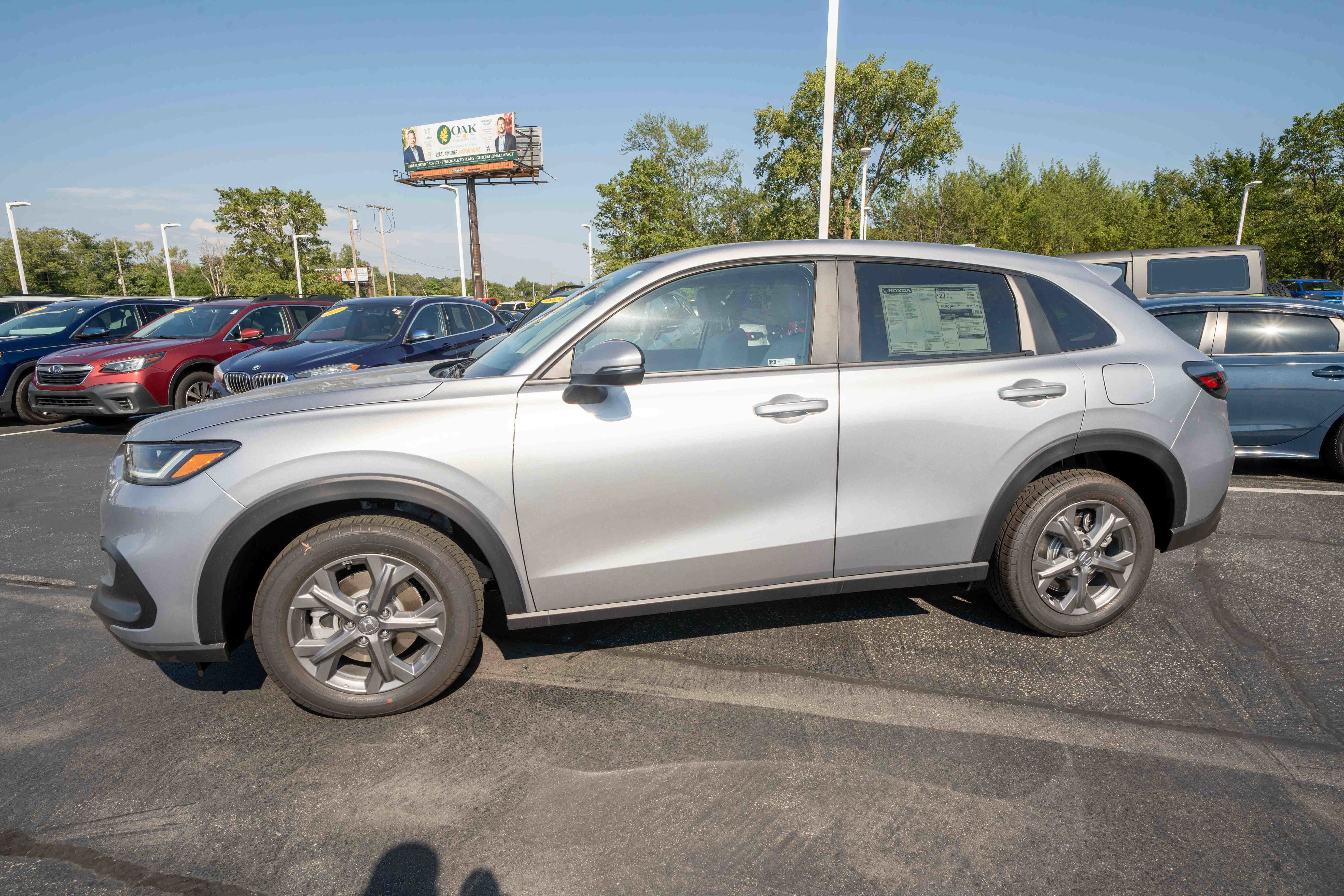 New 2027 Honda HR-V LX image 3