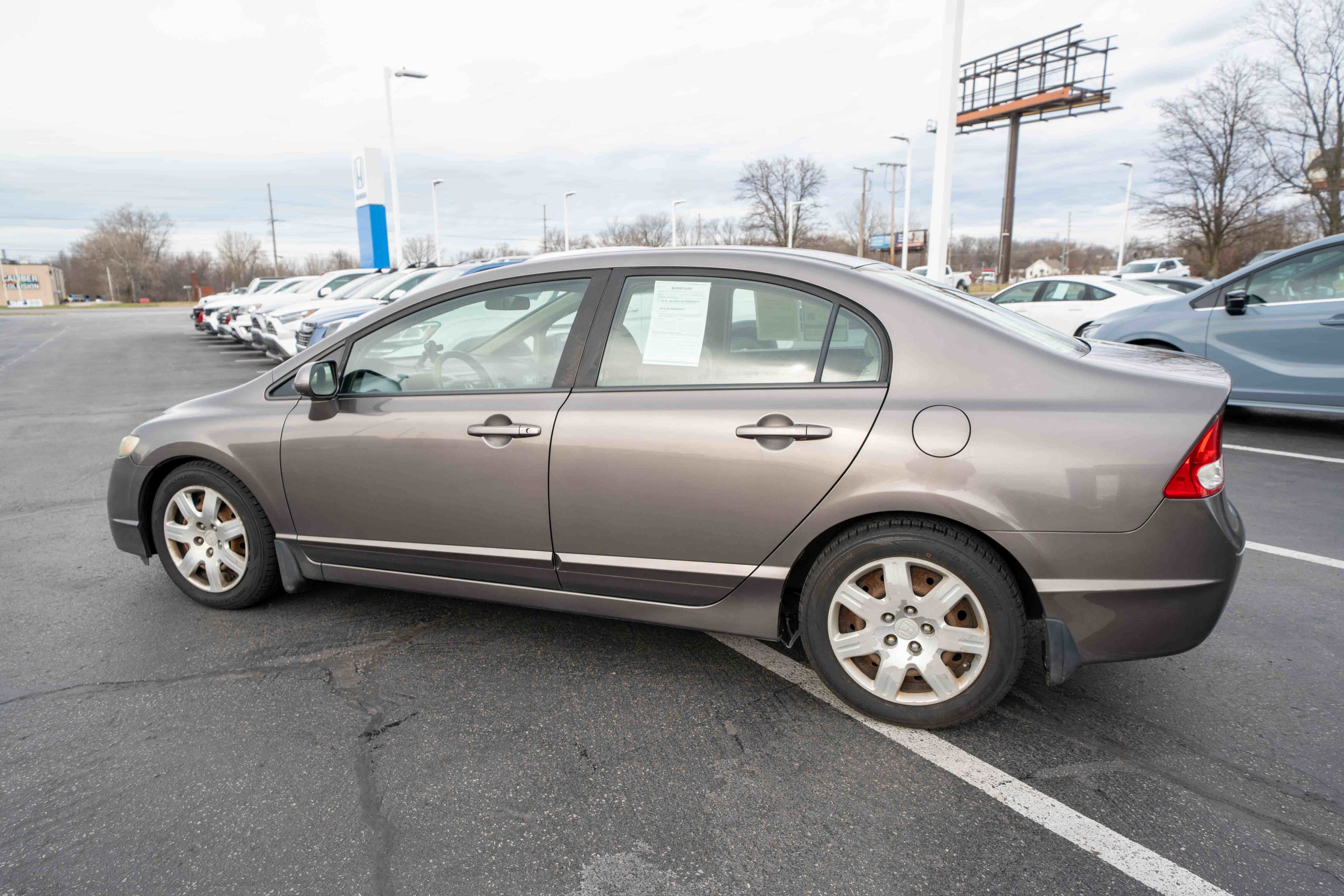 Used 2010 Honda Civic LX image 4