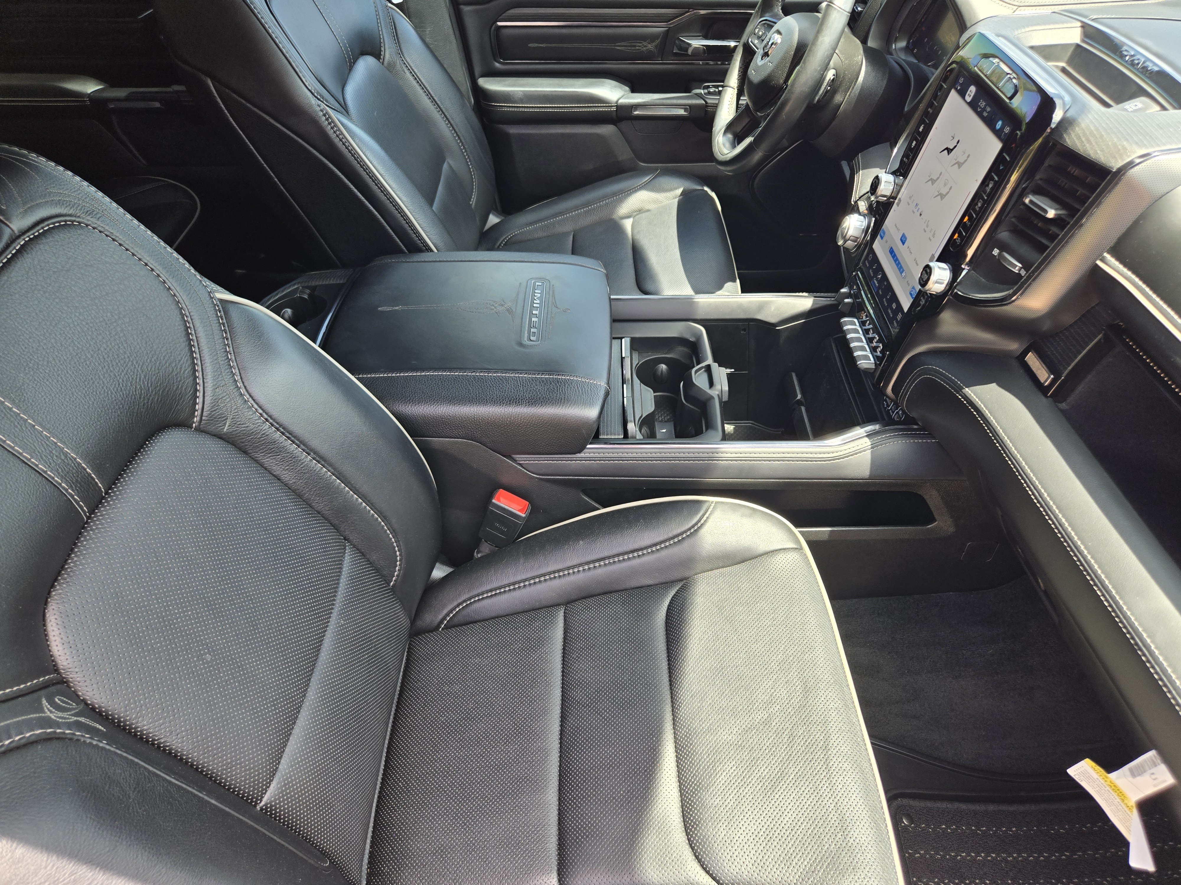 Used 2023 RAM 1500 Limited AWD/4WD image 10