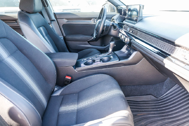 Used 2022 Honda Civic Sport image 19