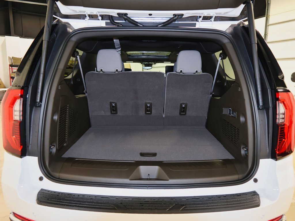 New 2026 GMC Yukon XL Elevation w/ Elevation Premium Package image 5