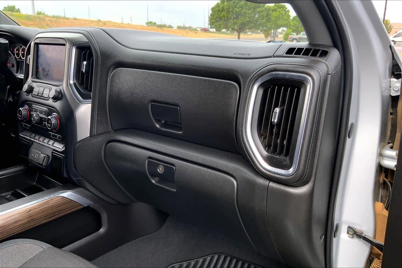 Used 2019 Chevrolet Silverado 1500 RST w/ All-Star Edition AWD/4WD image 19