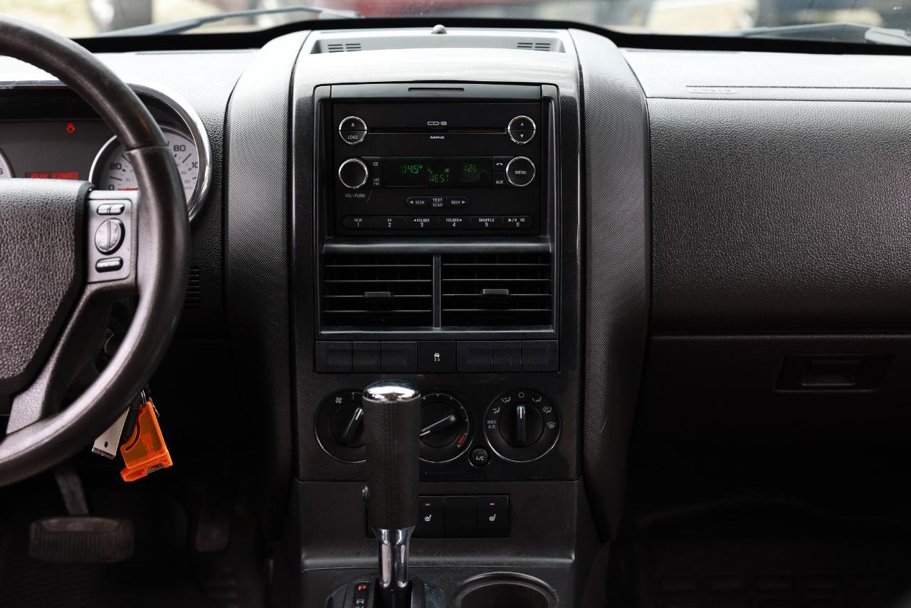 Used 2008 Ford Explorer Sport Trac Limited RWD image 34