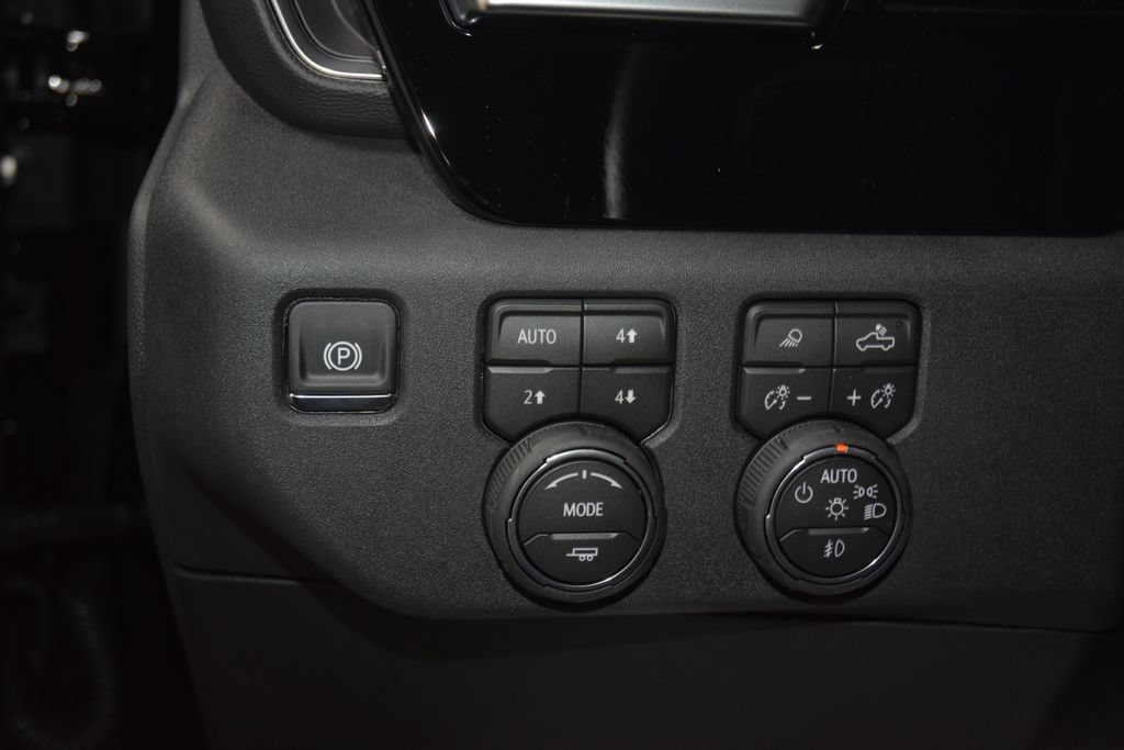 New 2026 Chevrolet Silverado 2500 LT w/ All Star Edition AWD/4WD image 39