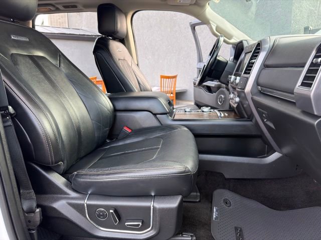 Used 2018 Ford Expedition Max Platinum image 31