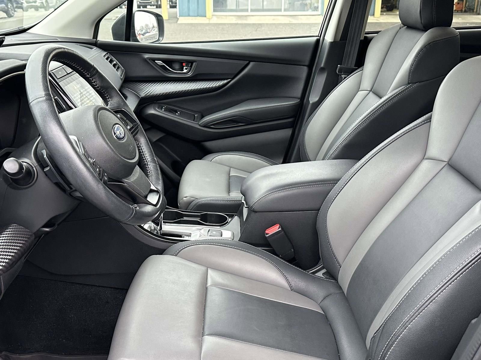 Used 2022 Subaru Ascent Onyx Edition image 8